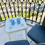 Messembria Palace - Menada Apartman