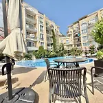 Messembria Palace - Menada *