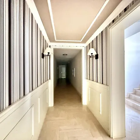 Messembria Palace - Menada شقة