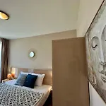 Apartamento Messembria Palace - Menada *
