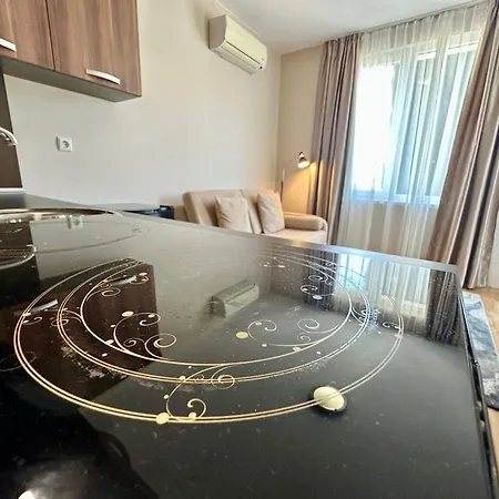 Messembria Palace - Menada Apartmán