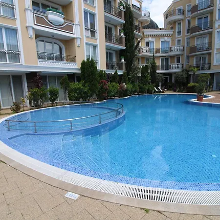 Messembria Palace - Menada Apartmán