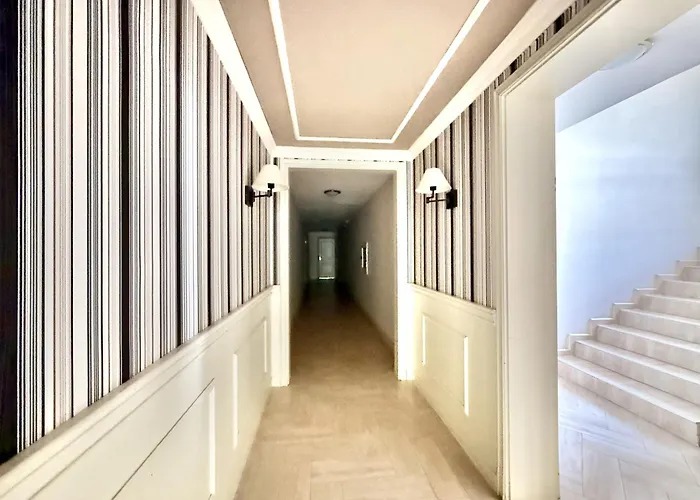 Messembria Palace - Menada Apartamento