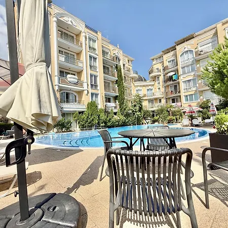 Messembria Palace - Menada *